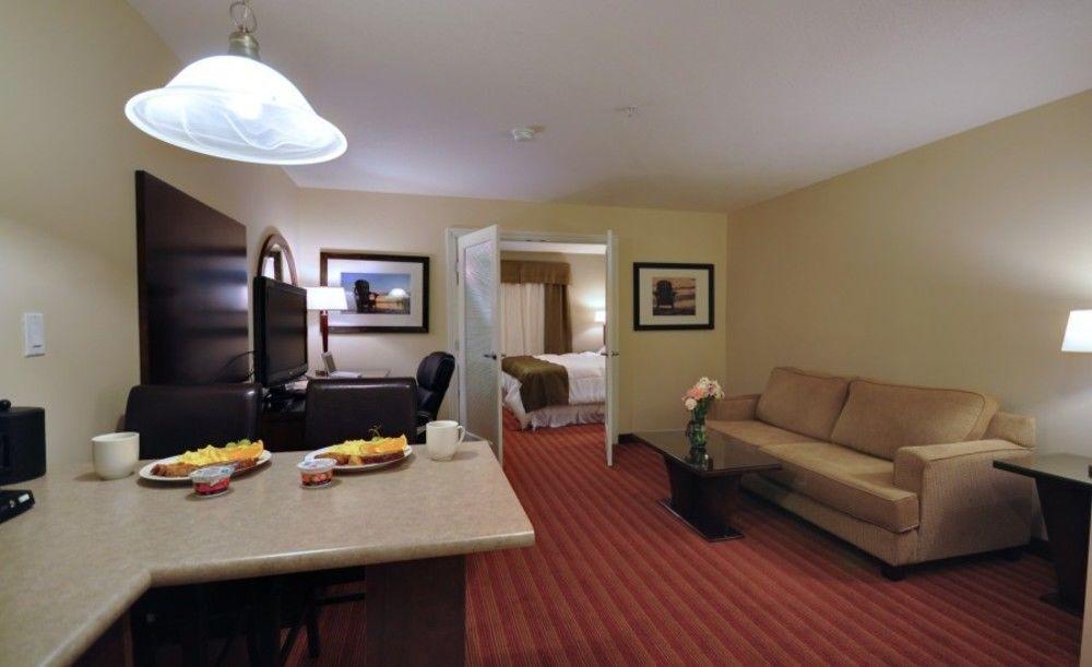 Sigma Inn & Suites Hudson'S Hope Hudson Hope Dış mekan fotoğraf