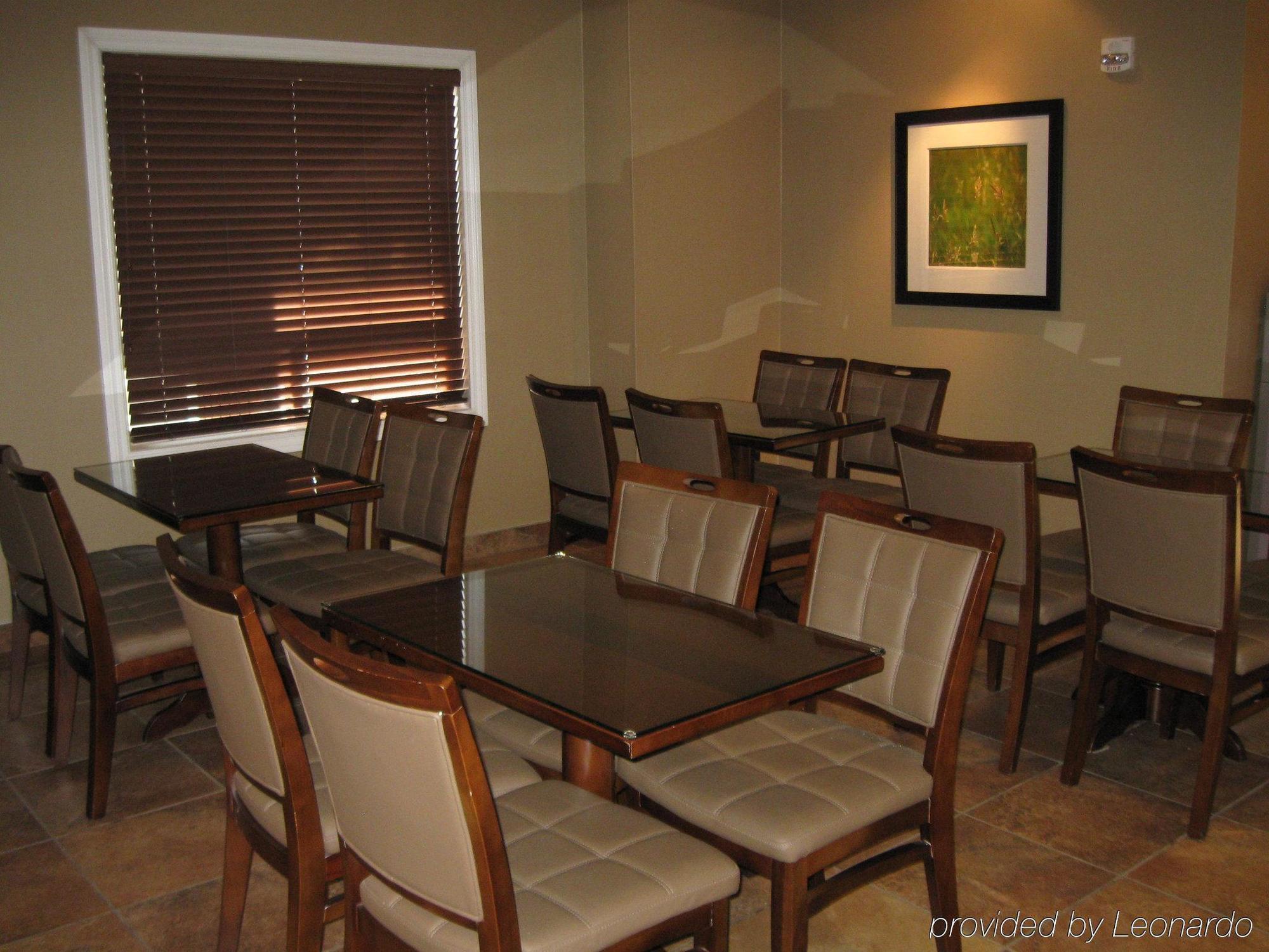 Sigma Inn & Suites Hudson'S Hope Hudson Hope Restoran fotoğraf