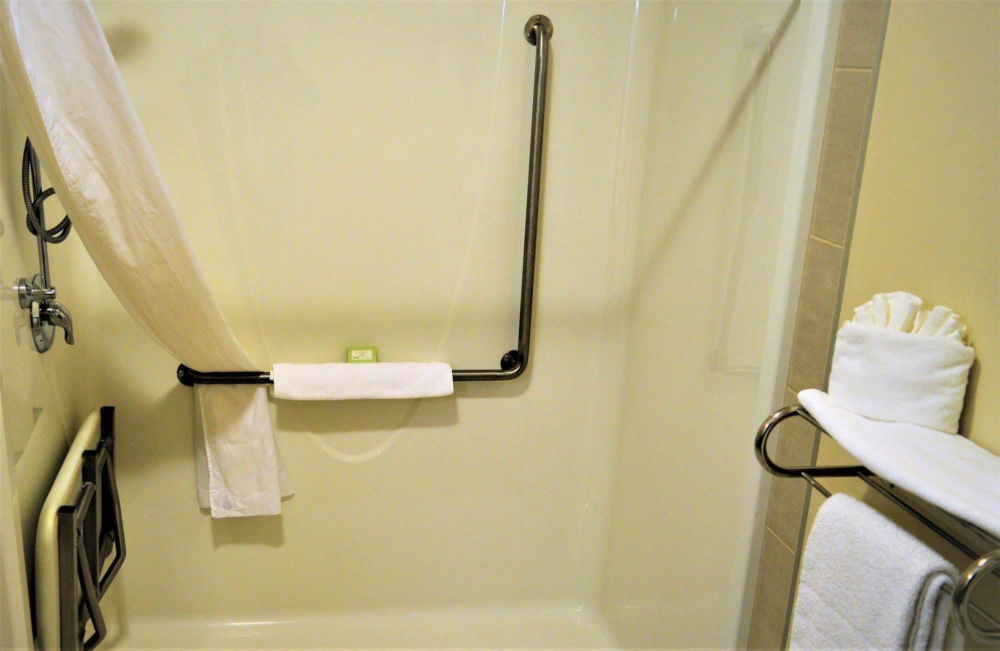 Sigma Inn & Suites Hudson'S Hope Hudson Hope Dış mekan fotoğraf